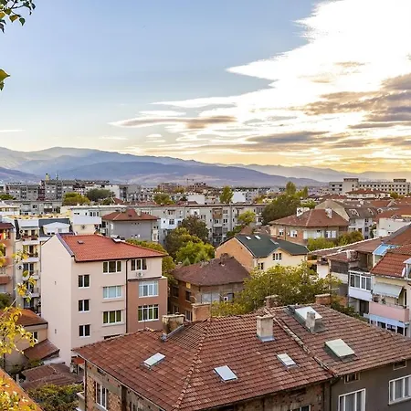 South Beautiful Vaptsarov